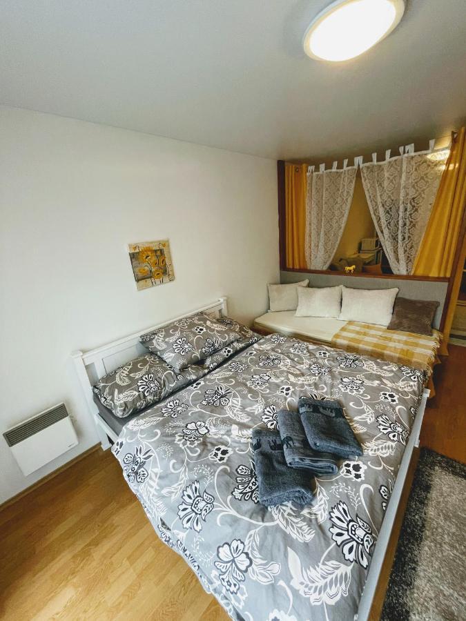 Apartman & Studio Tyrkys Spiezovec โดโนวาลี ภายนอก รูปภาพ