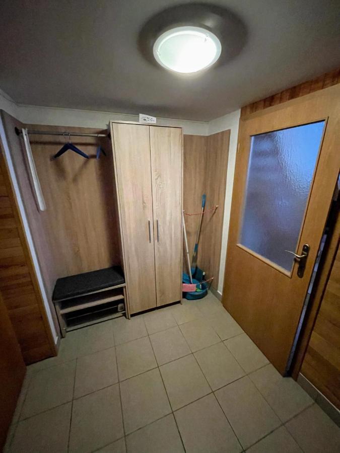 Apartman & Studio Tyrkys Spiezovec โดโนวาลี ภายนอก รูปภาพ